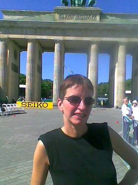 Shirkan01 eine ehrliche, liebe und tolerante Frau in Offenbach