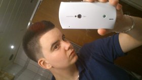 PH03NiiX Eine Frau, Die Mich Nimmt, Wie Ich Bin in Bonn