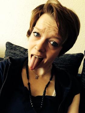 NiemYLi Eine Frau, die mich akzeptiert so wie ich bin mit meiner verrückten Ar in Remscheid