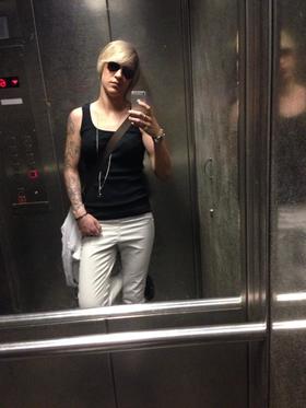HStyle86 Eine Frau Die Mich Nimmt Wie Ich Bin  in Berlin