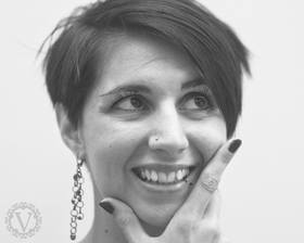 laraja92 Eine liebe Begleitung, die mich auch in meinen verrückten und ausschwe in Berlin