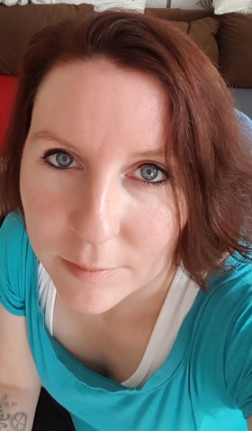 DieAstrid Eine hübsche Frau aber kein püppchen für mein erstes mal x mit einer F in Mölln