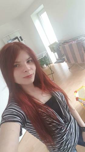 LaylaLove19 Ich suche eine frau für Unternehmungen und auch für Spaß so gesehen Fr in Oberhausen