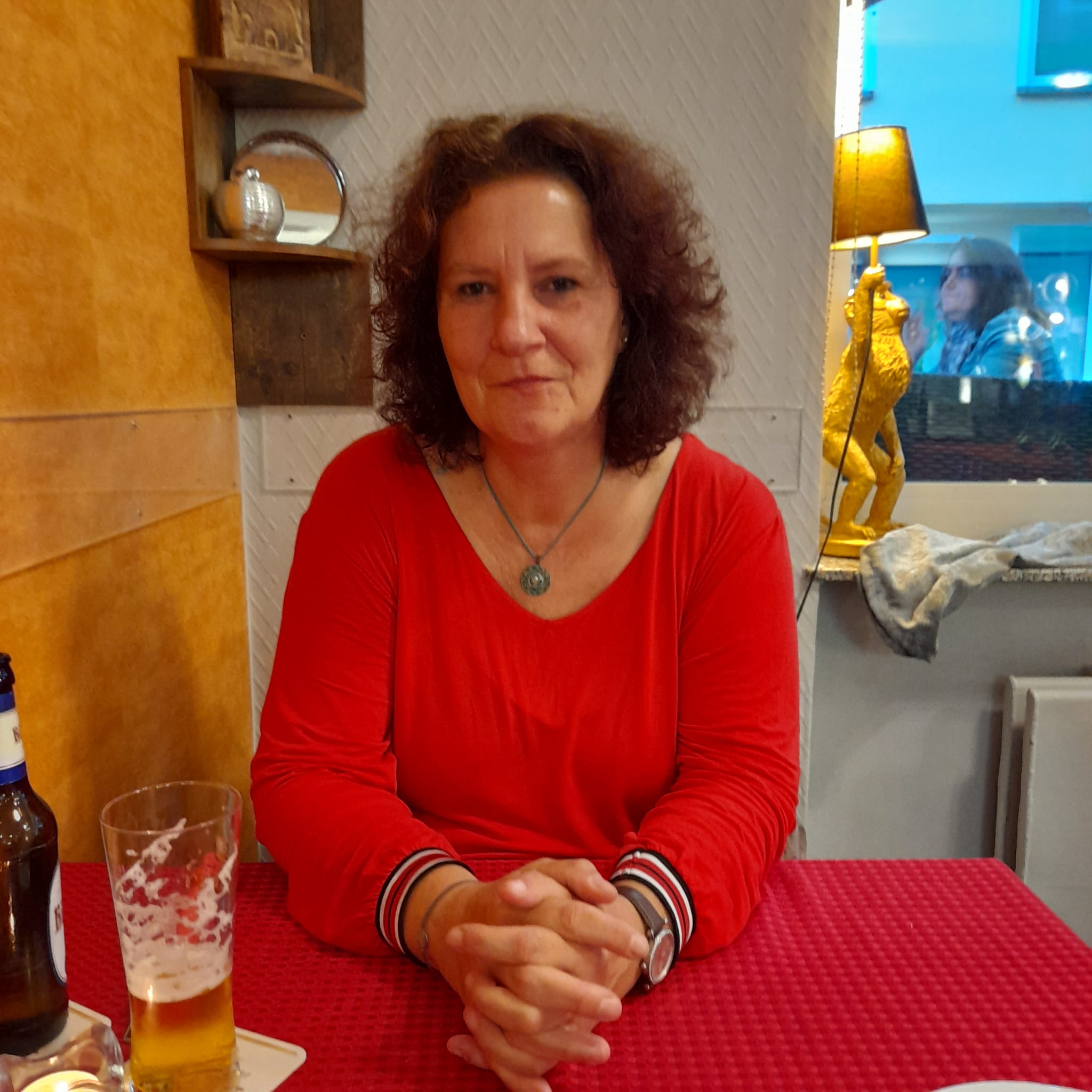 taubenblau8830 eine zärtliche ,feminine Frau in Mainz
